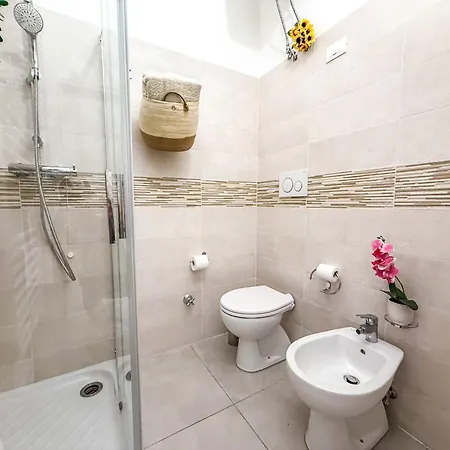 Lansing Via Cairoli Rifa837 Appartement *